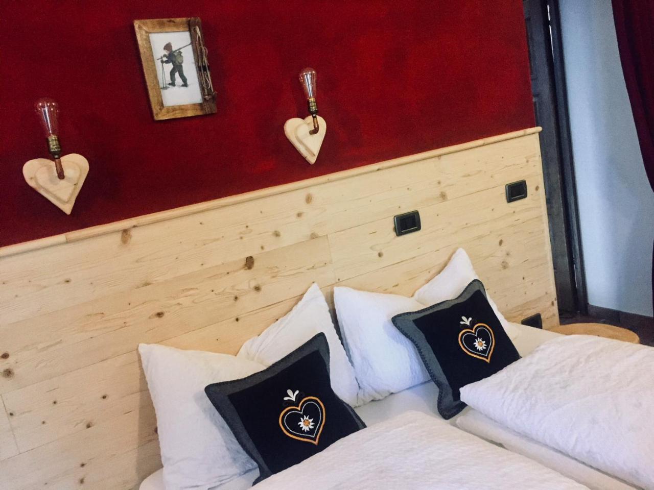 Casa Benassi ,Room&Suite , Con Zona Benessere Riolunato Buitenkant foto